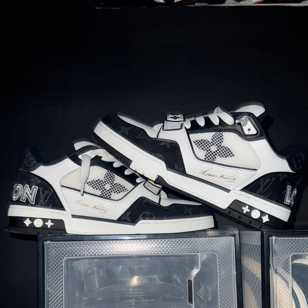 Louis Vuitton Trainer Sneaker
